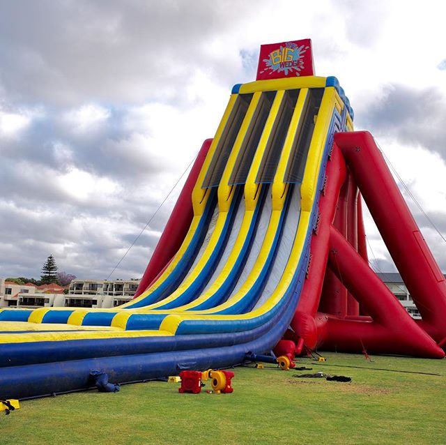 The Big Wedgie Take On The World’s Tallest Inflatable Waterslide