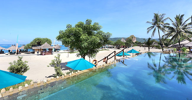 Novotel Lombok main pool