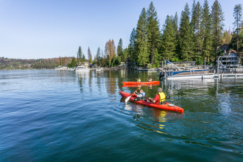 The 'mini' Tahoe: Vis: The Pines Resort Bass Lake